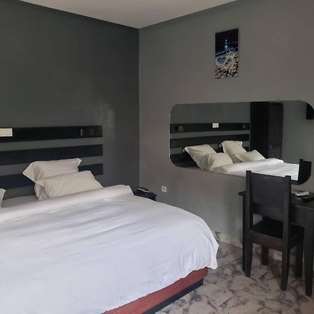 Sunrise Center Bonapriso 111 Hotell Douala Eksteriør bilde